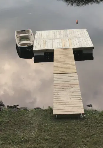 Flotation for swim platforms